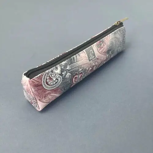 Etui saszetka piórnik trójkątny paisley szare