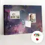 Szkolna Tablica korkowa 60x40 cm, Kolorowe Pinezki, wzór Galaktyka świat Sklep